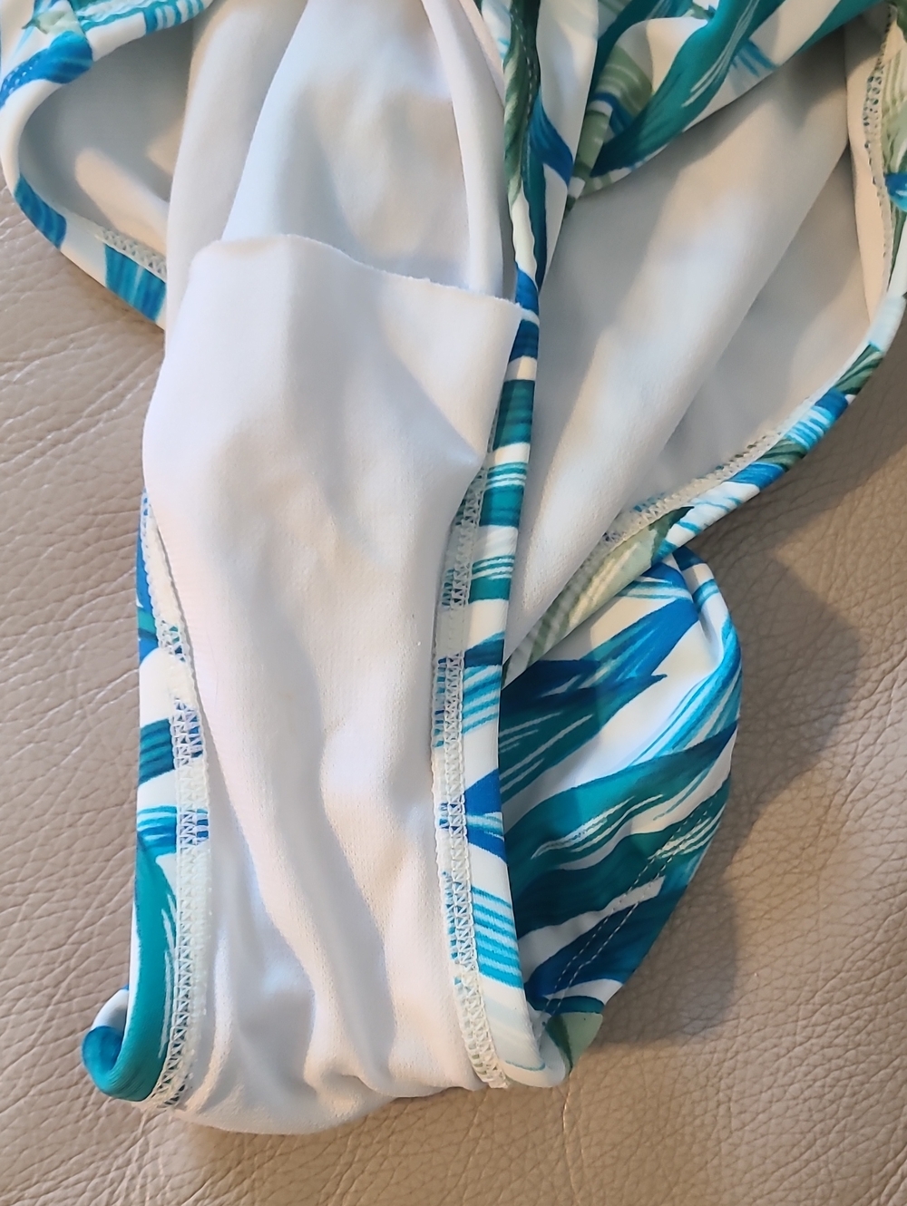 Time and Tru Blue & Green Tropical Leaf One-Piece Swimsuit - Picture 6 of 6